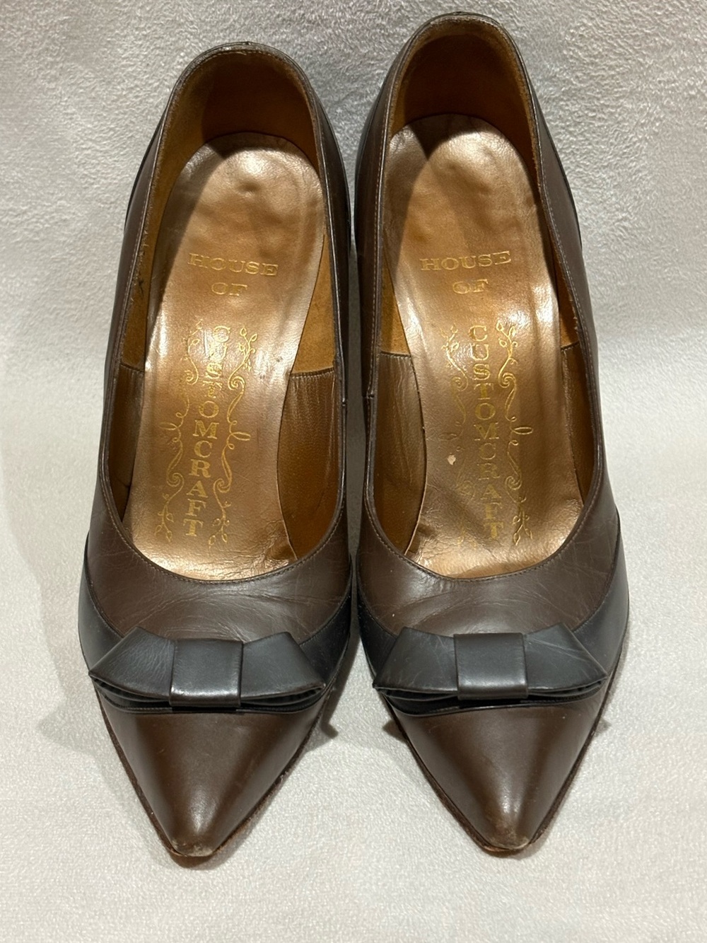 Vintage 1950-60’s House of Custom craft Leather Heels with Bow Accent